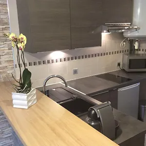 L'orchidée , Morangis (Essonne) France